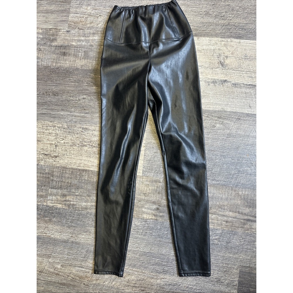 Aritzia Wilfred Free High Rise Faux Leather Leggings Pants XXS Rock‎ Grunge